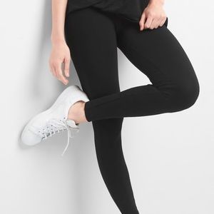 GapFit Leggings